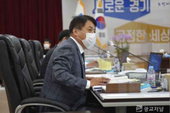 201112 김용찬 의원, 의용소방대 인력 확충 및 소방관서 신축위한 노력 당부 (2).JPG