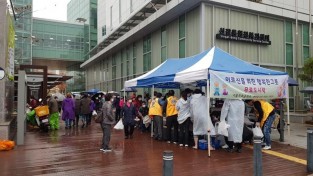 201119_신갈동·영덕1동 민간단체서 어려운 이웃에 써달라며 김치 전달_사진(2).JPG
