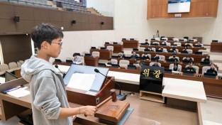 20231010 용인특례시의회 청소년 지방자치아카데미, 신촌중학교 참여(3).jpg