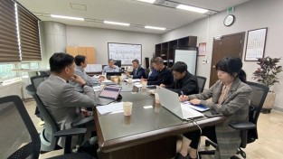 1. 용인특례시가 지난달 25일 공동주택 리모델링 기본계획 재정비 중간보고회를 개최했다..JPG