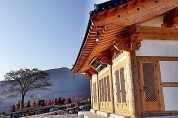 [포토뉴스] 청옥산 하늘에 '향적사' 풍경 소리 !