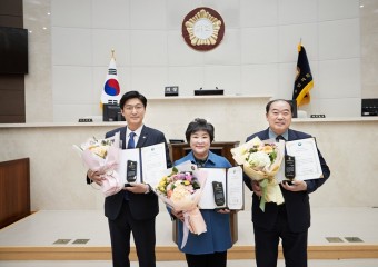 용인특례시의회 김운봉·장정순·박인철 의원, 2022 서울평화문화대상 수상