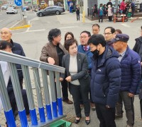 용인특례시의회 황미상 의원, 모현읍 초현보도육교 현장 점검